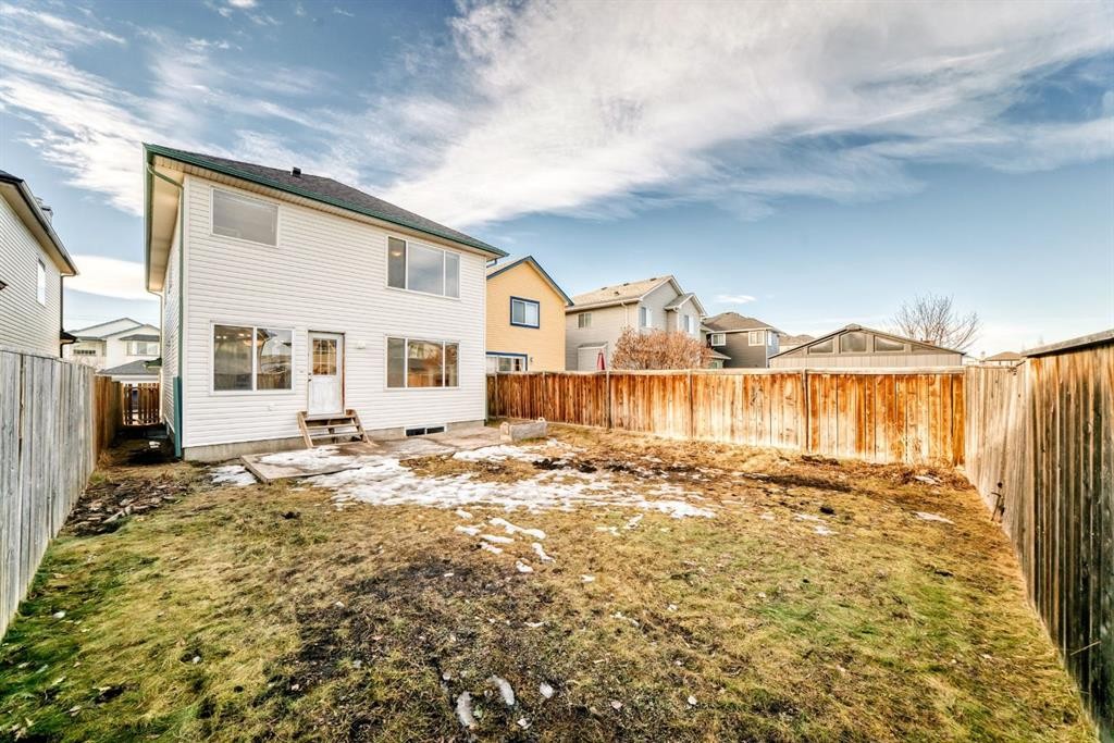 269 Covewood Circle Ne, Calgary, AB - Outdoor