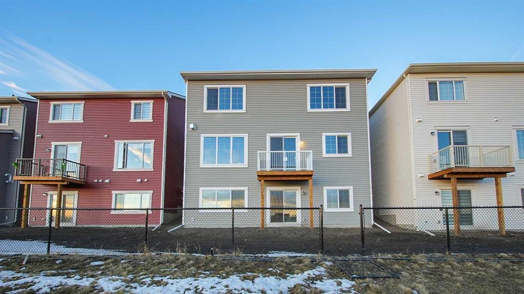 41 Cityside View Ne, Calgary, AB - Outdoor