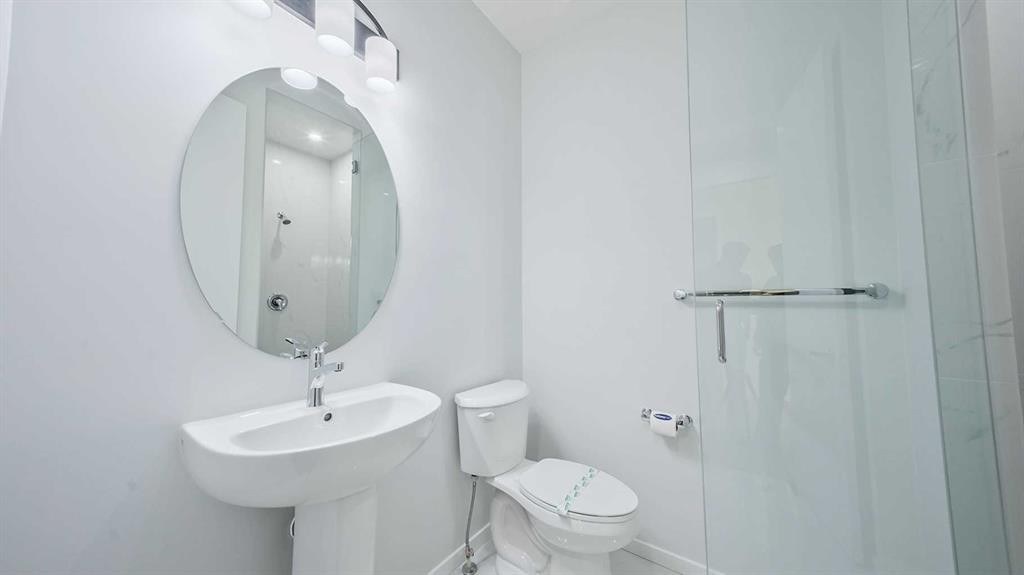 41 Cityside View Ne, Calgary, AB - Indoor Photo Showing Bathroom