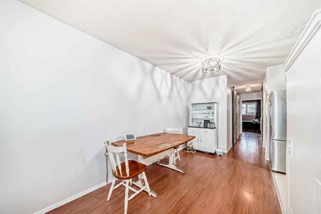 1802-3500 Varsity Drive Nw, Calgary, AB - Indoor