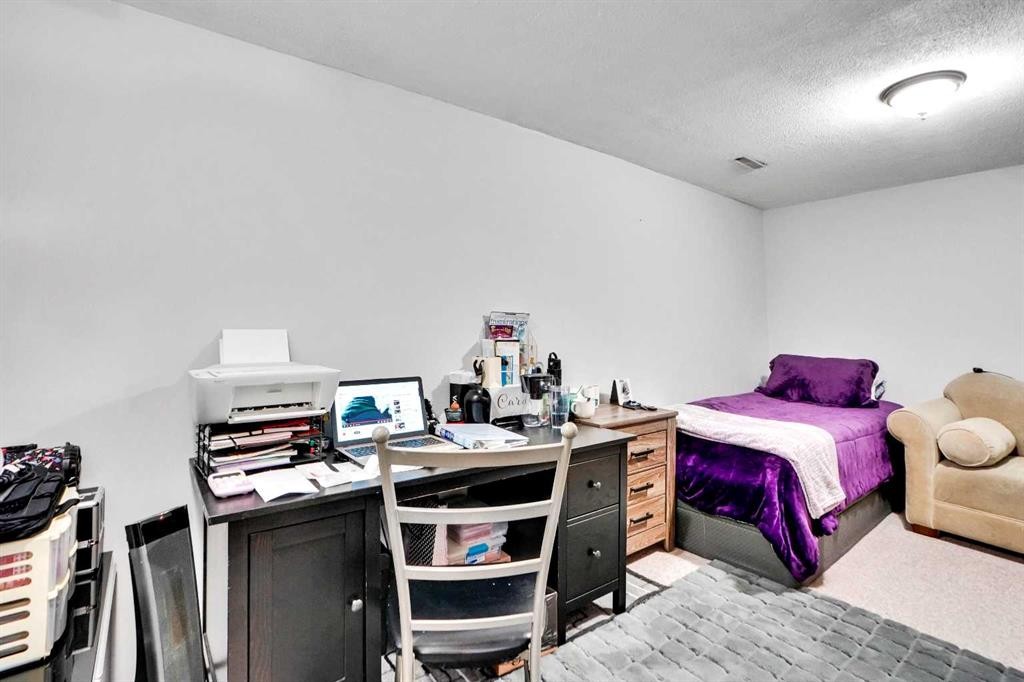 48 Templeridge Crescent Ne, Calgary, AB - Indoor