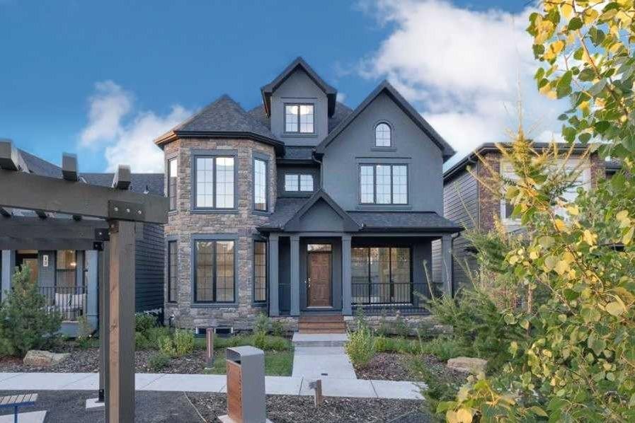 16 Treeline Lane Sw, Calgary, AB - Outdoor With Facade