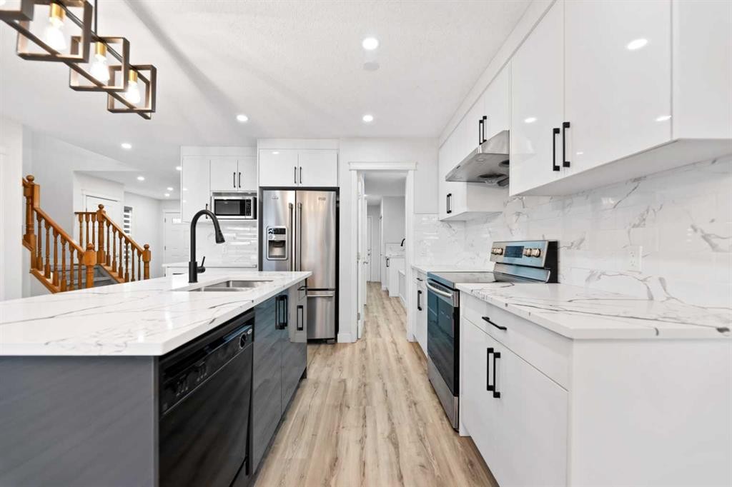 154 Taralake Way Ne, Calgary, AB - Indoor Photo Showing Kitchen With Stainless Steel Kitchen With Upgraded Kitchen