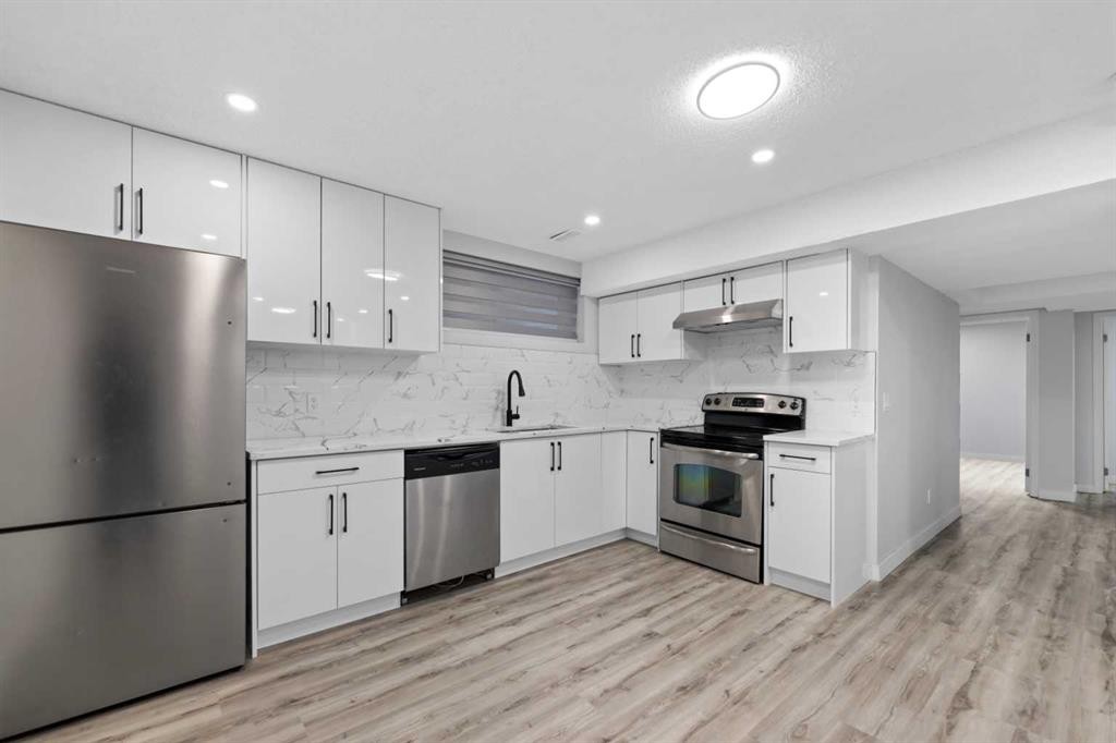 154 Taralake Way Ne, Calgary, AB - Indoor Photo Showing Kitchen With Stainless Steel Kitchen With Upgraded Kitchen