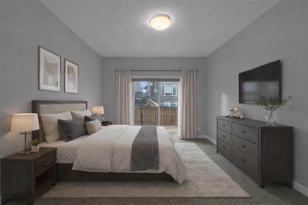 137 Willow Park North, Cochrane, AB - Indoor Photo Showing Bedroom