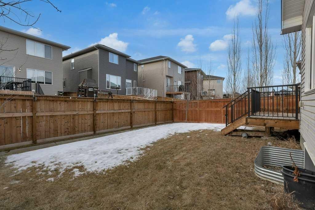 137 Willow Park North, Cochrane, AB - Outdoor