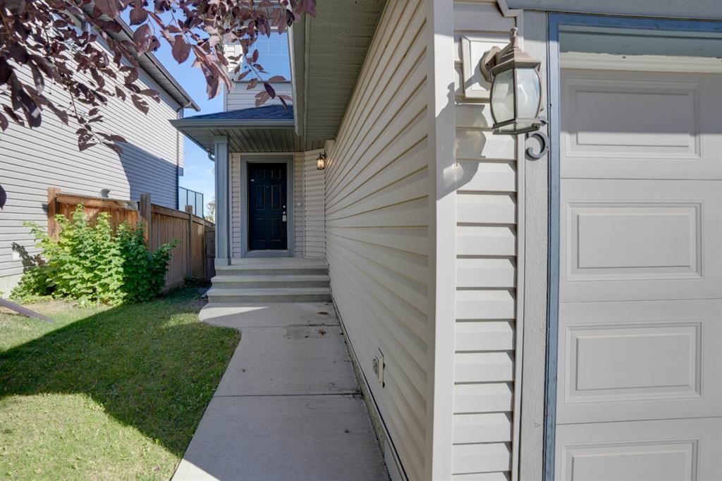15 Tuscany Reserve Bay Nw, Calgary, AB - Outdoor With Exterior