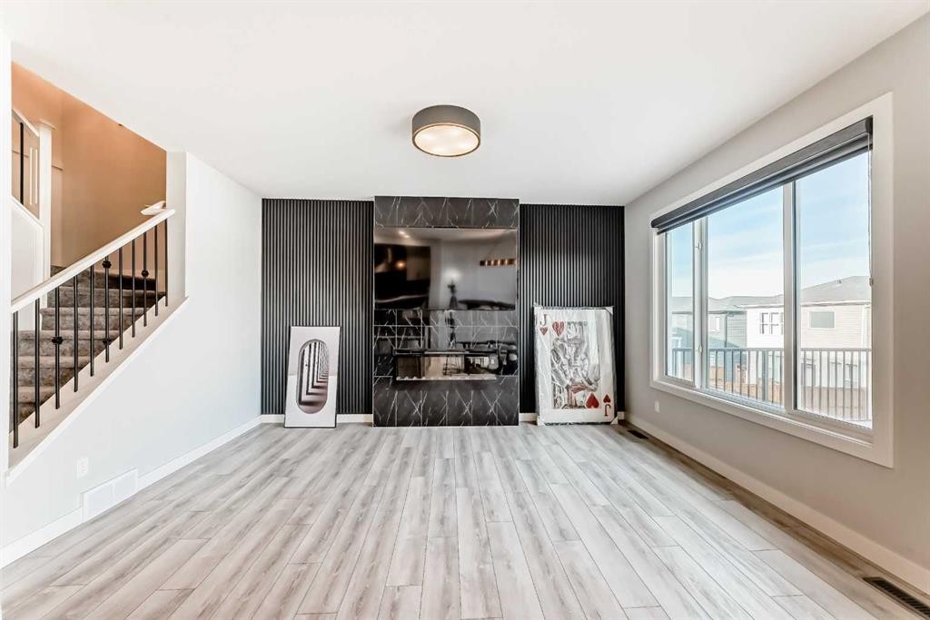 69 Amblehurst Way Nw, Calgary, AB - Indoor