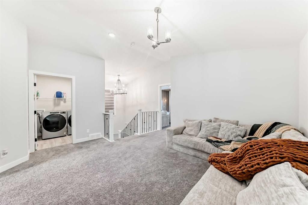 69 Amblehurst Way Nw, Calgary, AB - Indoor