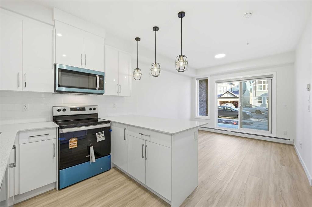 2106-15 Skyview Point Crescent Ne, Calgary, AB - Indoor Photo Showing Kitchen With Upgraded Kitchen