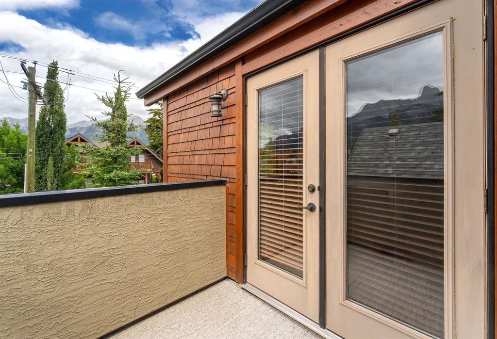 2-722 3Rd Street, Canmore, AB - Outdoor With Exterior