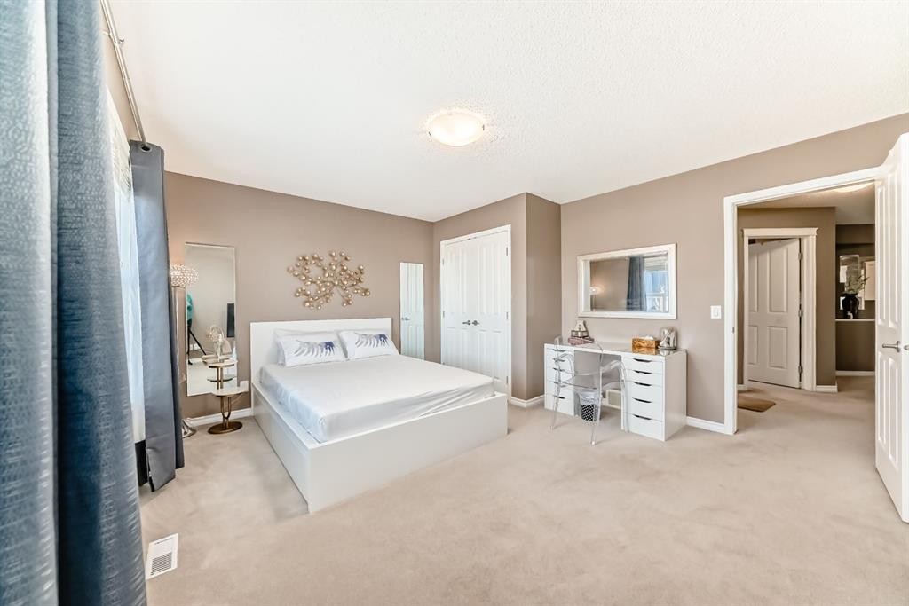 108 Seagreen Lane, Chestermere, AB - Indoor Photo Showing Bedroom