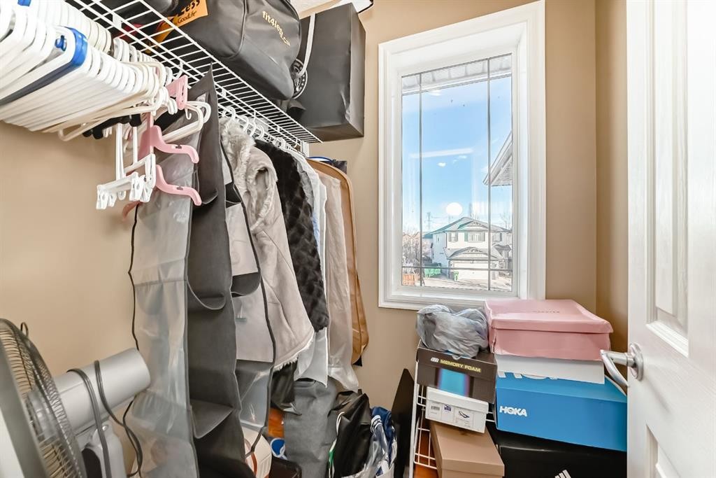 108 Seagreen Lane, Chestermere, AB - Indoor With Storage