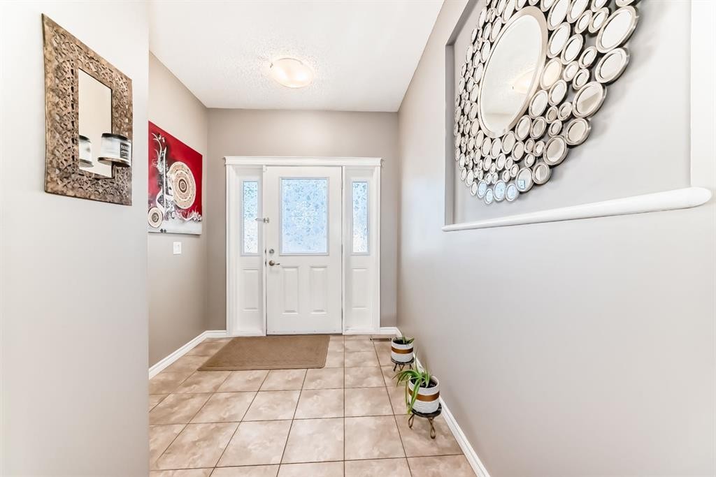 108 Seagreen Lane, Chestermere, AB - Indoor Photo Showing Other Room