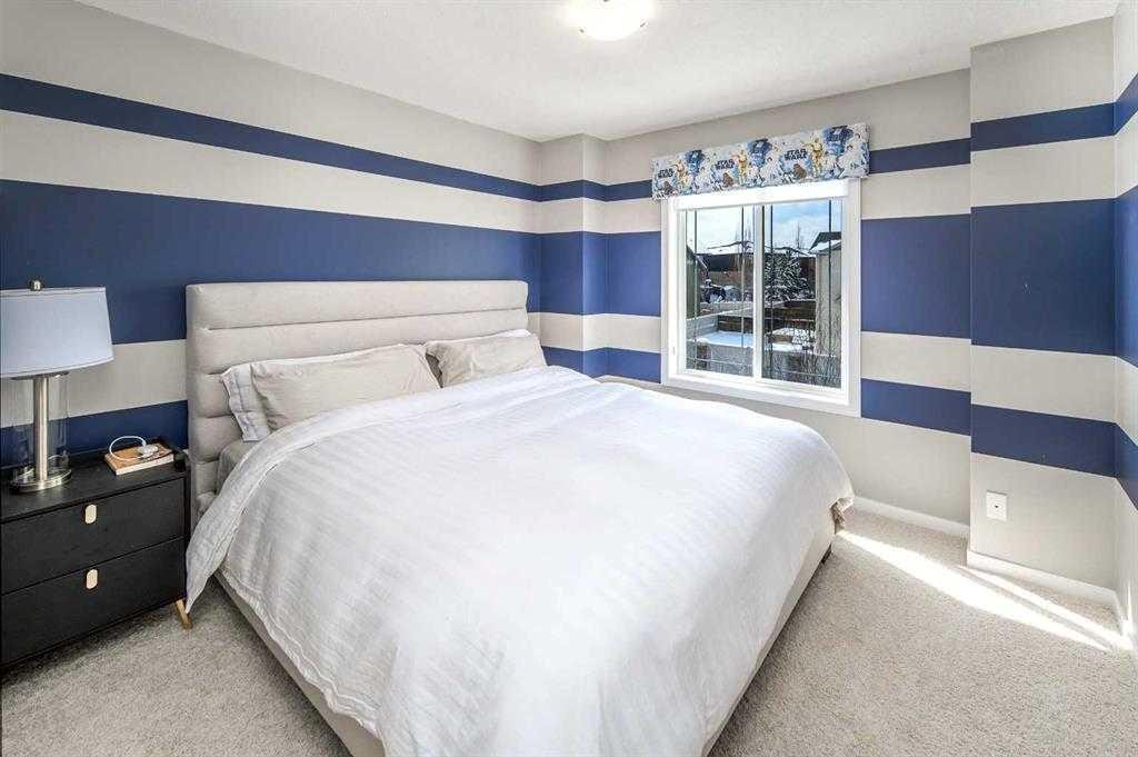 5 Panatella Square Nw, Calgary, AB - Indoor Photo Showing Bedroom