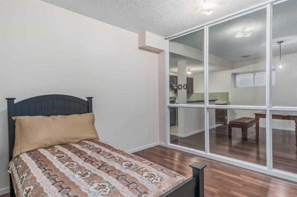 5 Panatella Square Nw, Calgary, AB - Indoor Photo Showing Bedroom