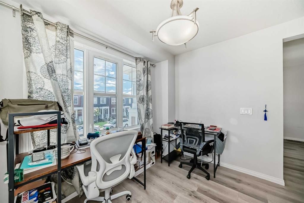 81 Cityscape Row Ne, Calgary, AB - Indoor Photo Showing Office