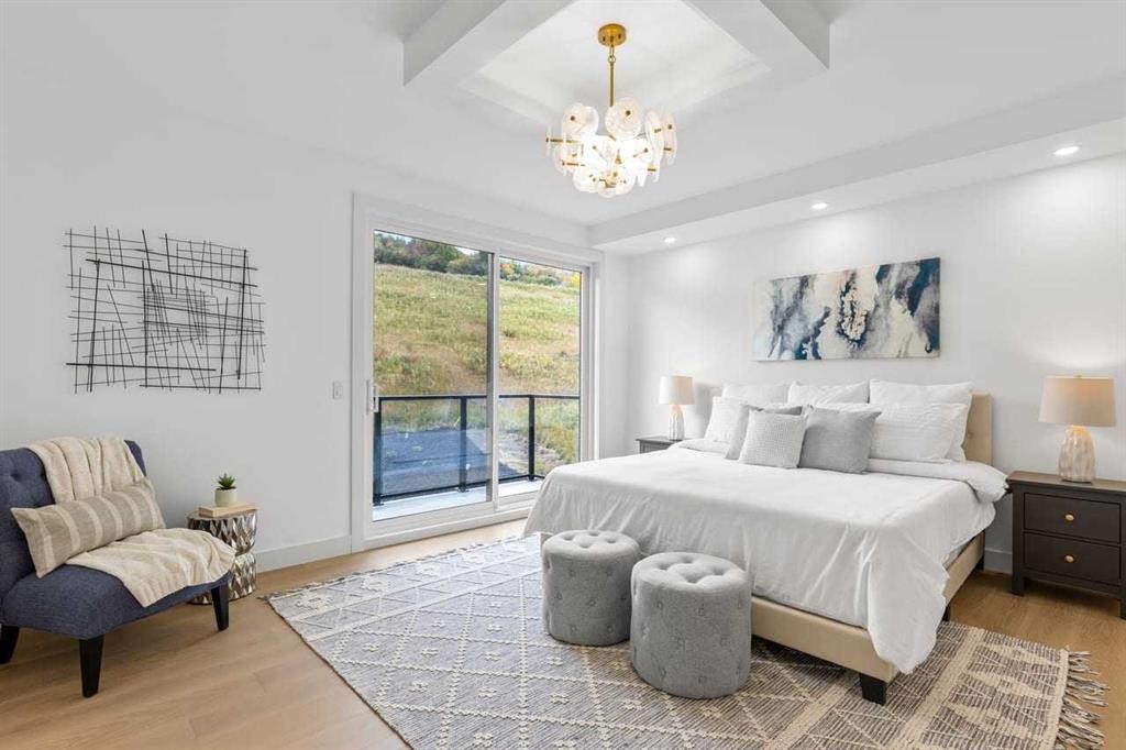 407 Patterson Boulevard Sw, Calgary, AB - Indoor Photo Showing Bedroom