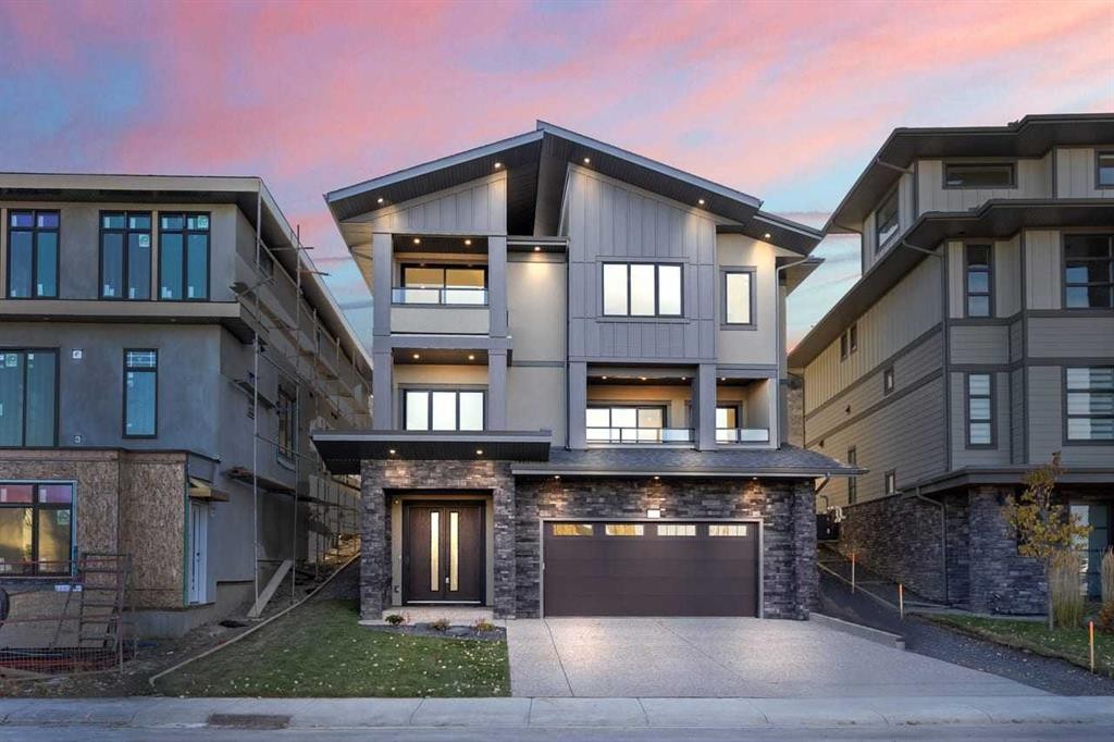 407 Patterson Boulevard Sw, Calgary, AB - Outdoor With Balcony With Facade