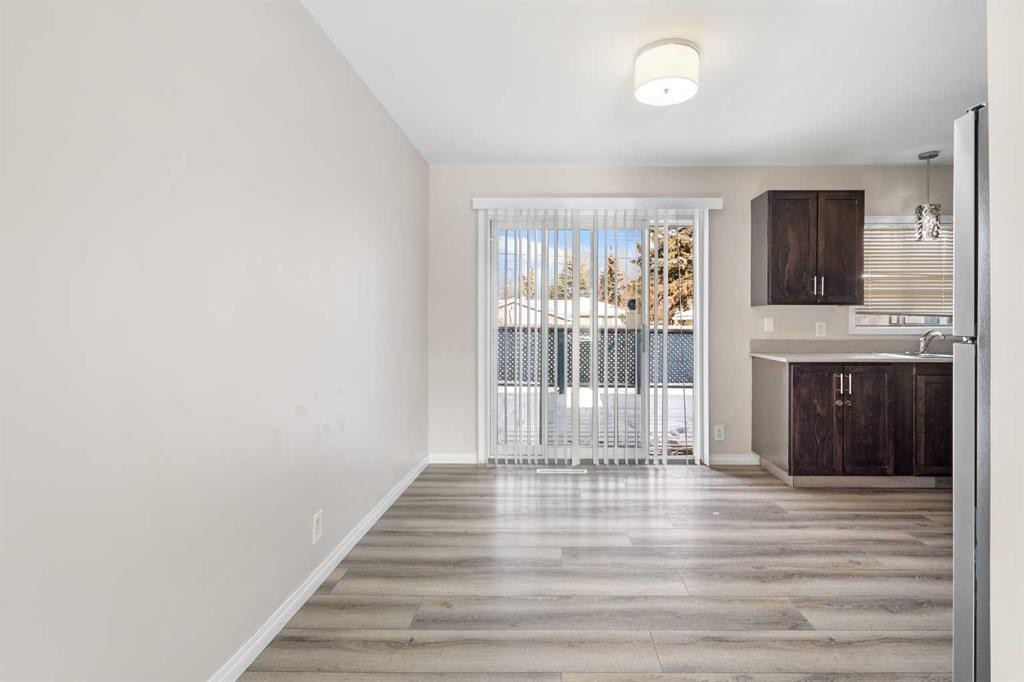 4612 Fortune Road Se, Calgary, AB - Indoor Photo Showing Other Room