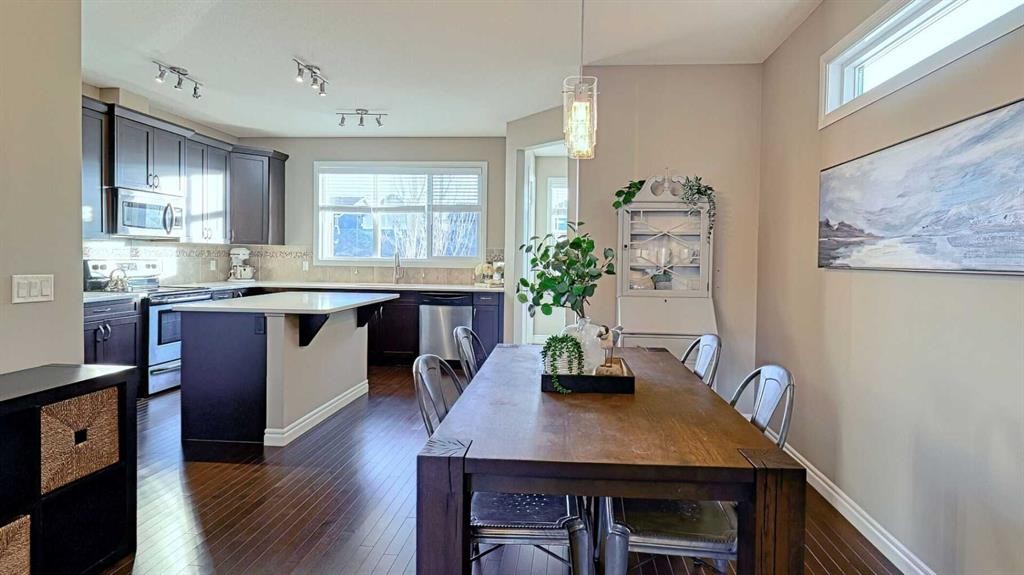 12 Legacy Gate Se, Calgary, AB - Indoor Photo Showing Dining Room