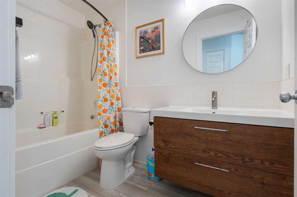 109 Copperfield Common Se, Calgary, AB - Indoor Photo Showing Bathroom