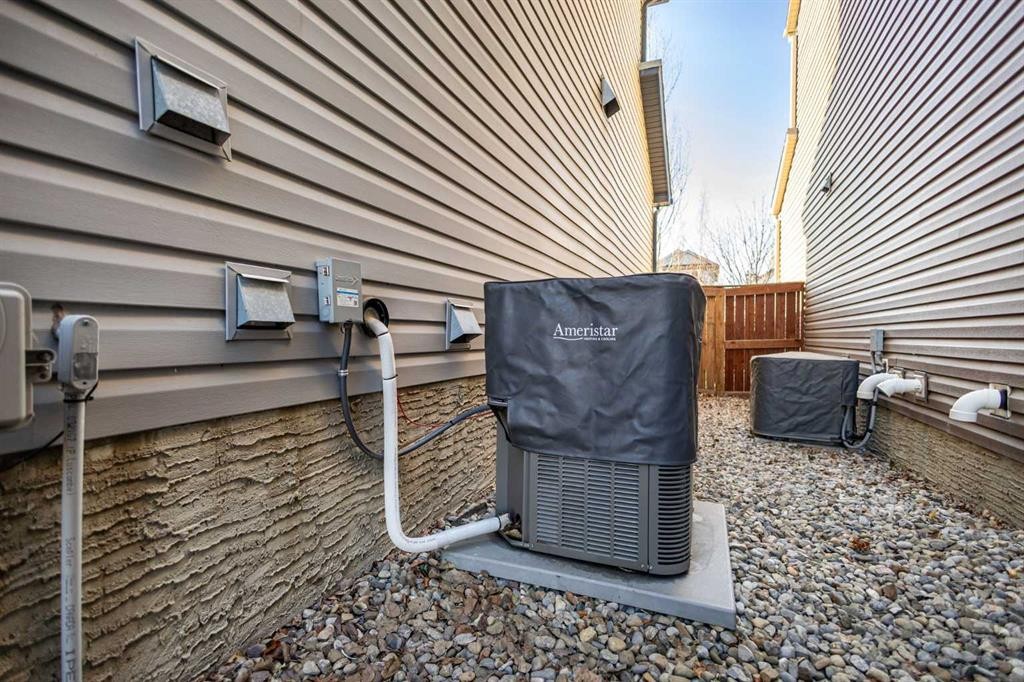 109 Copperfield Common Se, Calgary, AB -