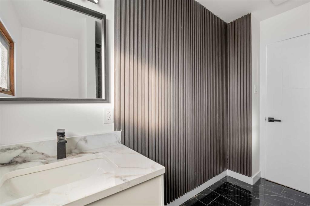 4720 Fordham Crescent Se, Calgary, AB - Indoor