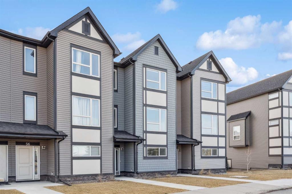 54 Evanscrest Manor Nw, Calgary, AB - Outdoor With Facade