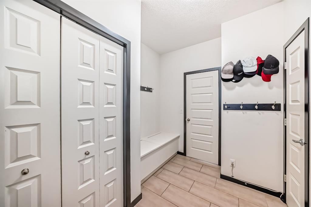 16 Skyview Shores Gardens Ne, Calgary, AB - Indoor Photo Showing Other Room