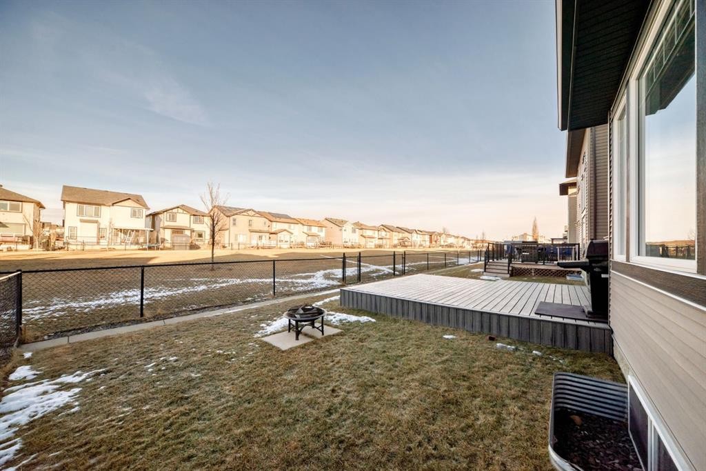 16 Skyview Shores Gardens Ne, Calgary, AB - Outdoor