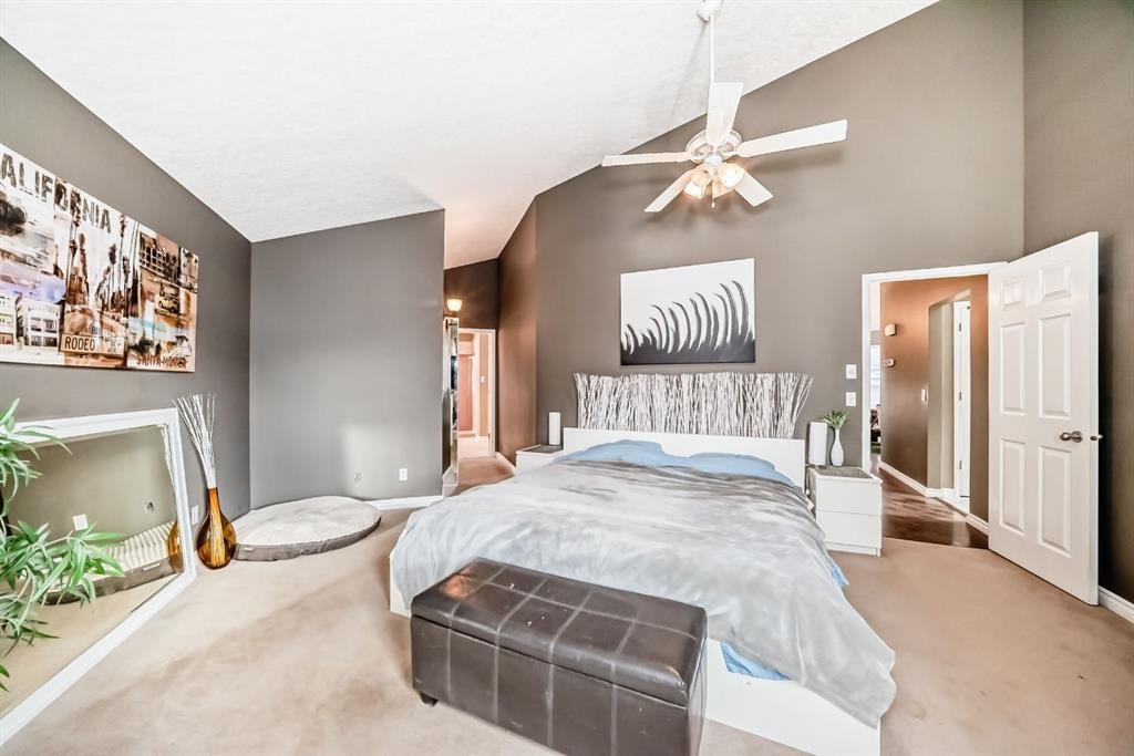 8373 Edgevalley Drive Nw, Calgary, AB