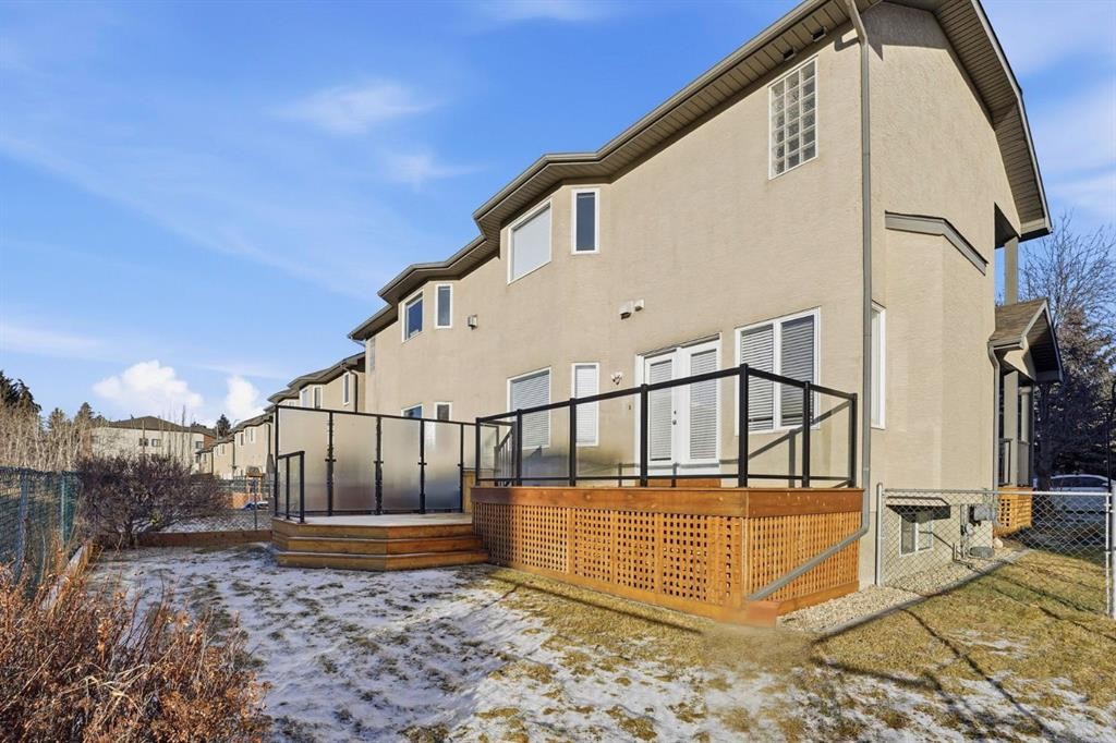 33 Prominence Park Sw, Calgary, AB - Outdoor With Exterior
