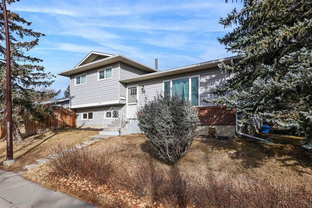 98 Ranch Glen Drive Nw, Calgary, AB - Outdoor