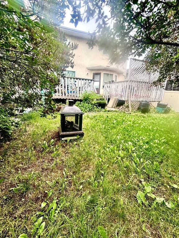 22 Riverside Close Se, Calgary, AB - Outdoor