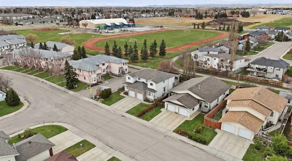 302 Strathaven Drive, Strathmore, AB - Outdoor With View