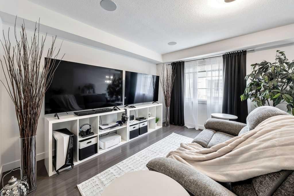 308 Redstone View, Calgary, AB - Indoor Photo Showing Living Room