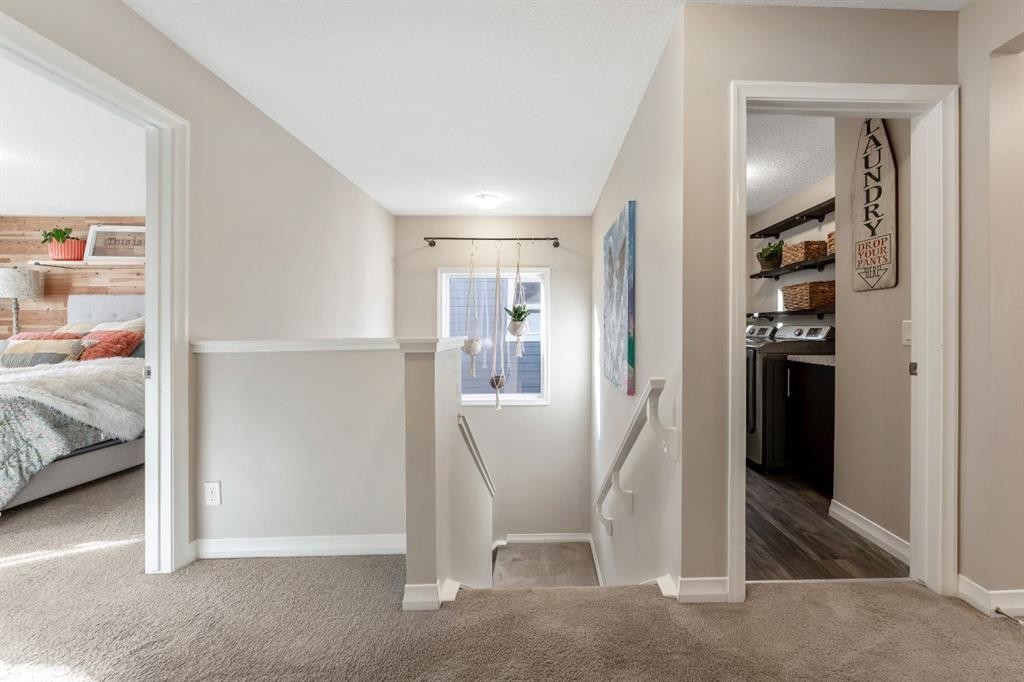 159 Riviera View, Cochrane, AB - Indoor