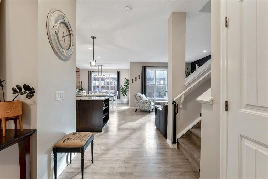 159 Riviera View, Cochrane, AB - Indoor