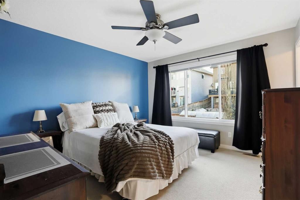 160 Sage Valley Circle Nw, Calgary, AB - Indoor Photo Showing Bedroom