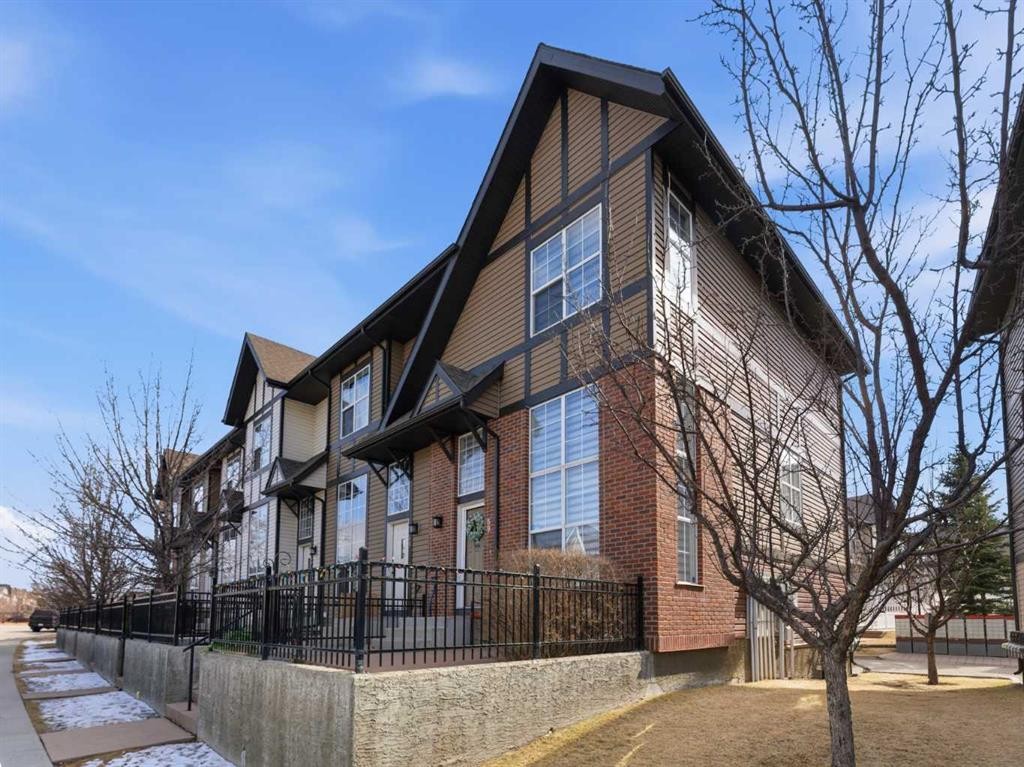 59 New Brighton Common Se, Calgary, AB - Outdoor