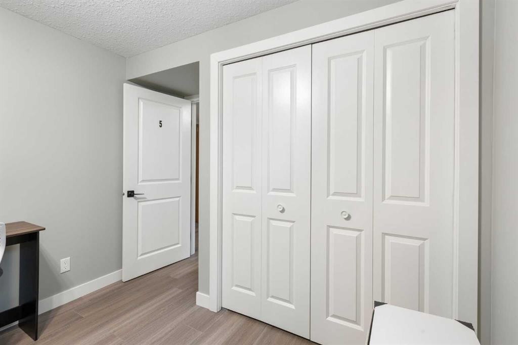 173 Gordon Drive Sw, Calgary, AB - Indoor
