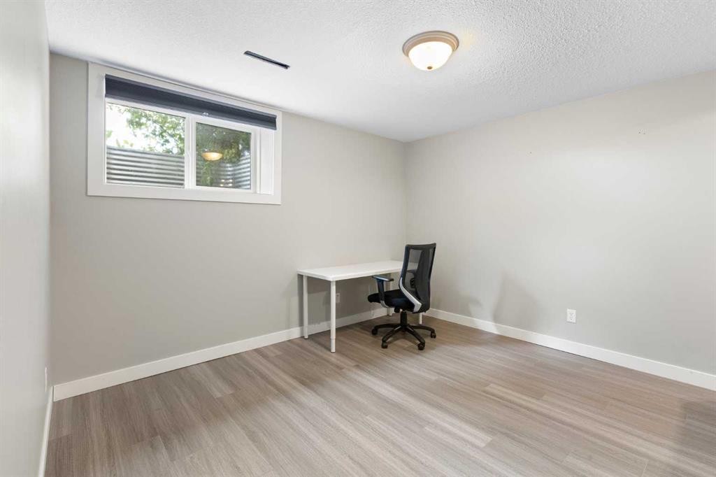 173 Gordon Drive Sw, Calgary, AB - Indoor