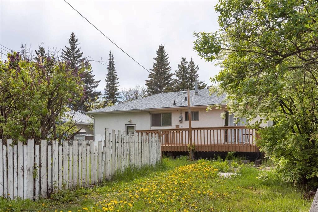 173 Gordon Drive Sw, Calgary, AB - Outdoor With Deck Patio Veranda