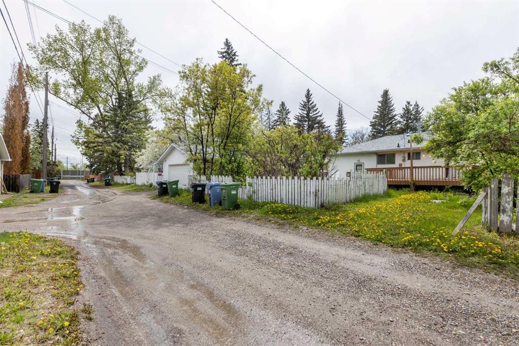 173 Gordon Drive Sw, Calgary, AB - Outdoor