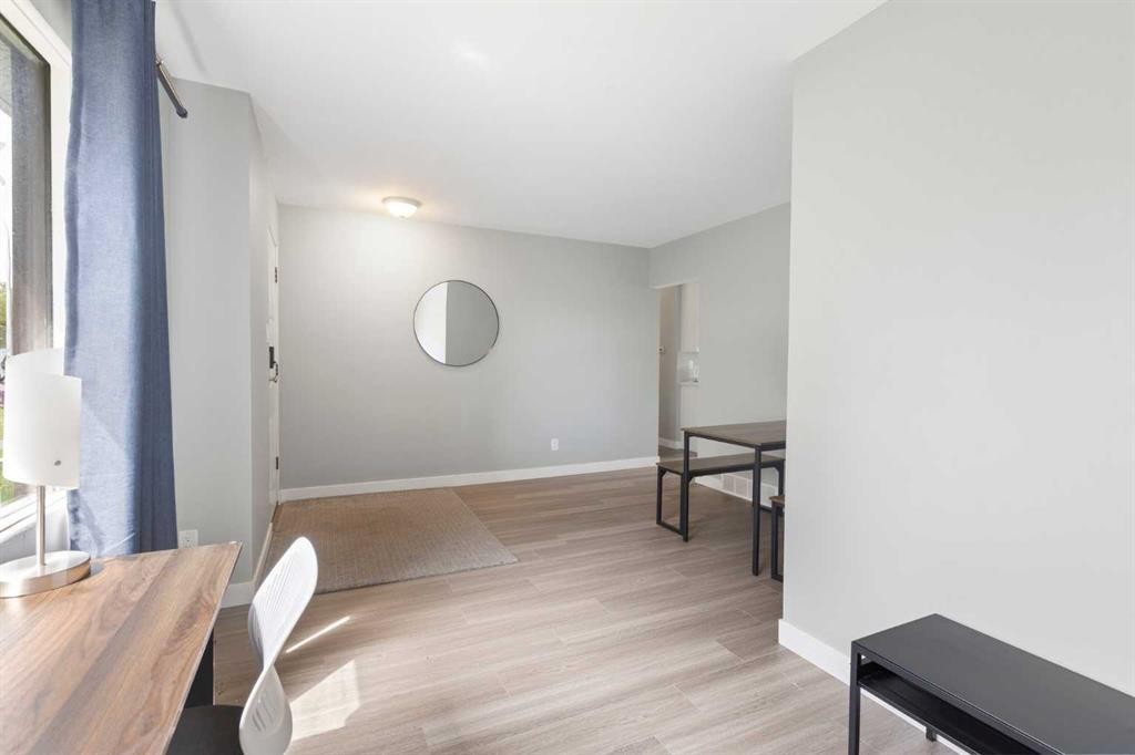 173 Gordon Drive Sw, Calgary, AB - Indoor