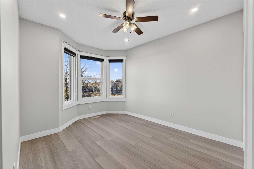 49 Taravista Way Ne, Calgary, AB - Indoor Photo Showing Other Room