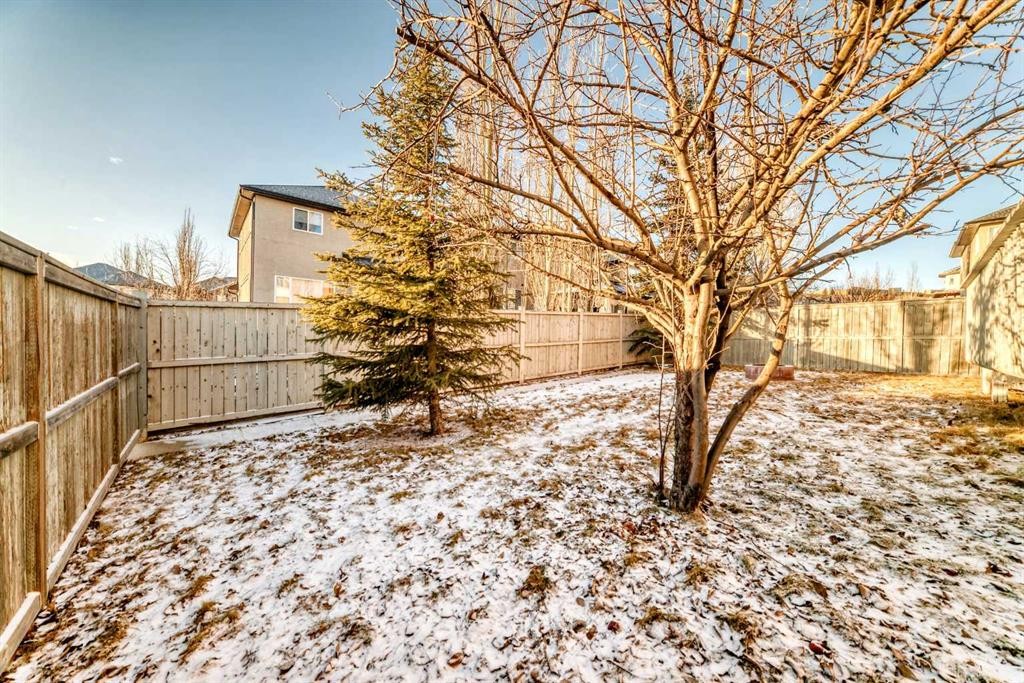 1156 Sherwood Boulevard Nw, Calgary, AB - Outdoor