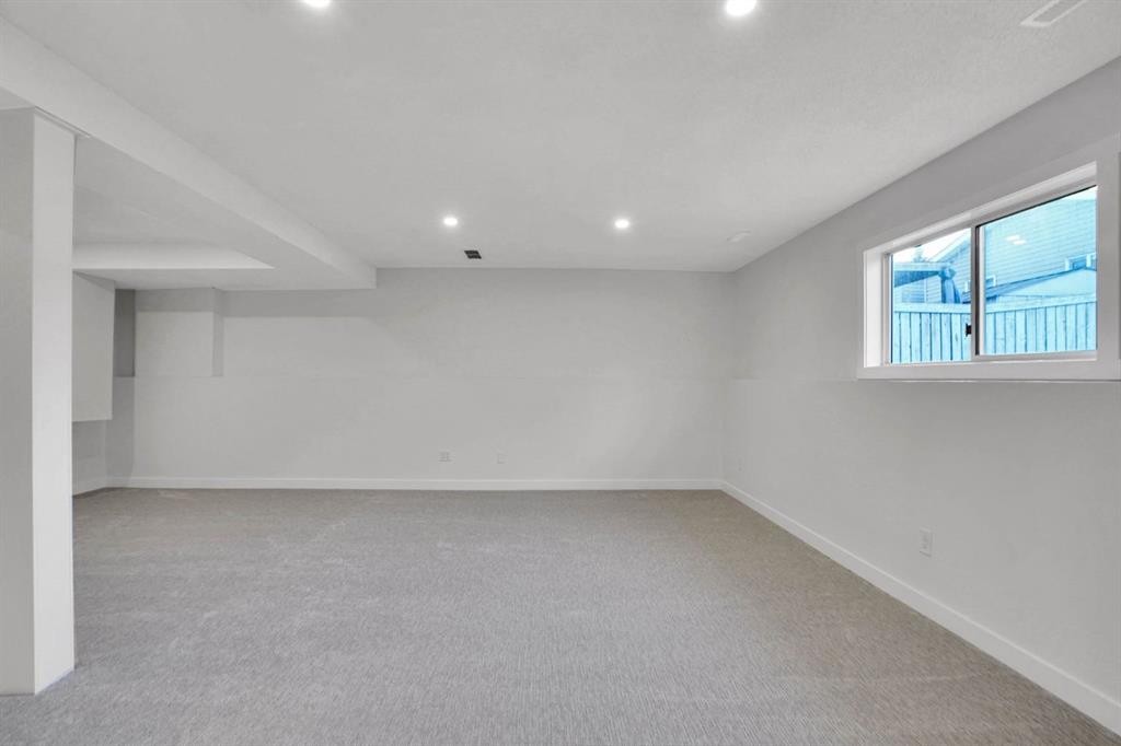 96 Covington Road Ne, Calgary, AB - Indoor Photo Showing Other Room