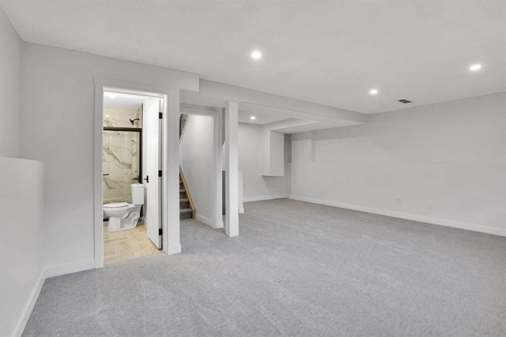 96 Covington Road Ne, Calgary, AB - Indoor